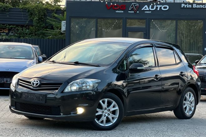 Toyota Auris 1.4 D4-D 2011