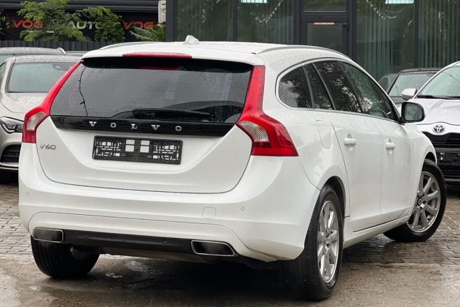 Volvo V60 T5 2015
