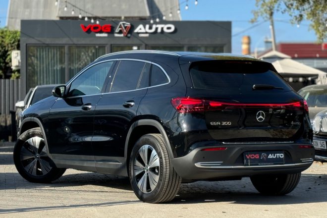 Mercedes Benz EQA300 4 Matic