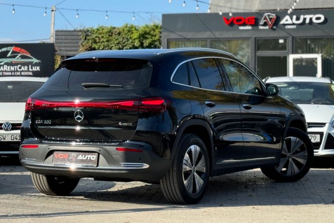 Mercedes Benz EQA300 4 Matic