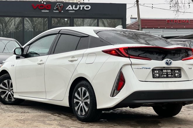 Toyota Prius Prime