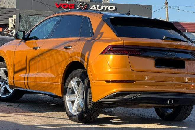 Audi Q8 Premium +
