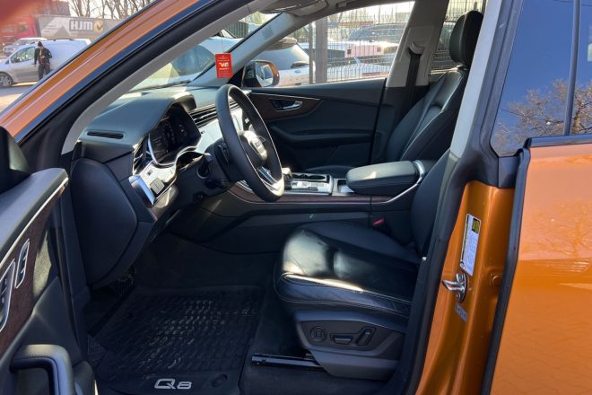 Audi Q8 Premium +