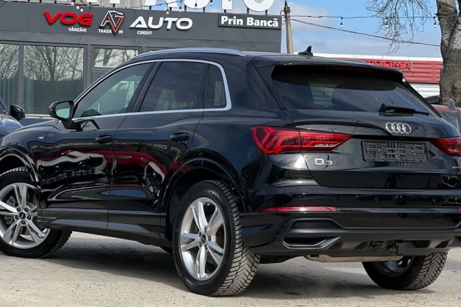Audi Q3 2022 2.0tfsi