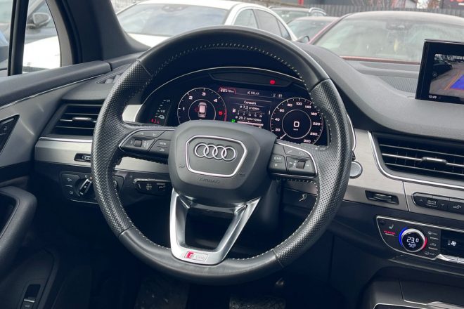 Audi Q7 E-tron 2017