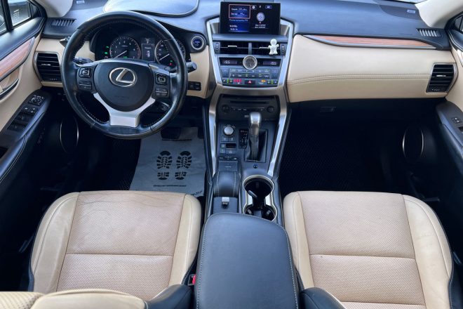 Lexus NX300h 2017