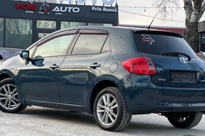 Toyota Auris 2009