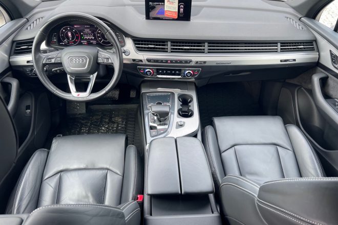 Audi Q7 E-tron 2017