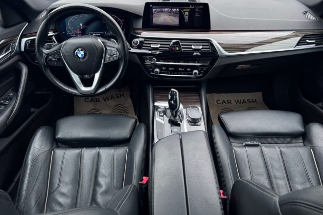 BMW 530i 2019