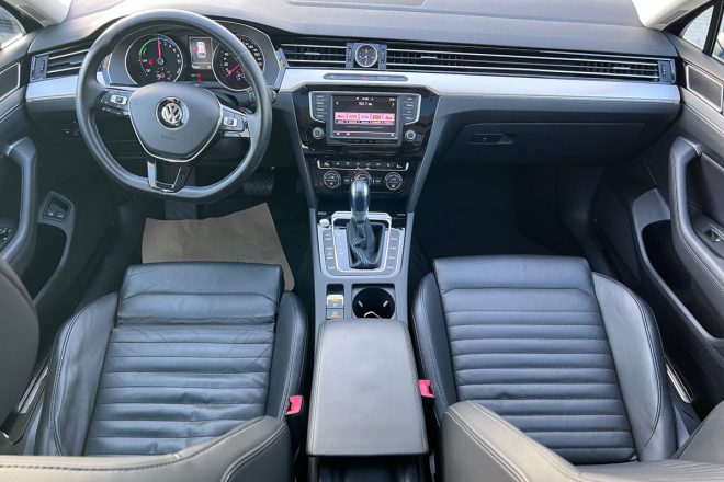 Volkswagen Passat GTE 2016