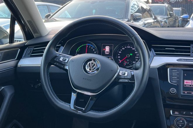 Volkswagen Passat GTE 2016