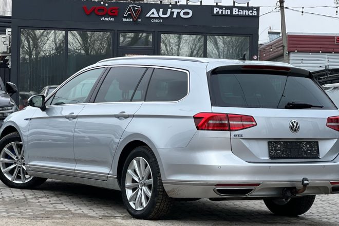 Volkswagen Passat GTE 2016