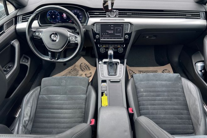 Volkswagen Passat GTE 2016
