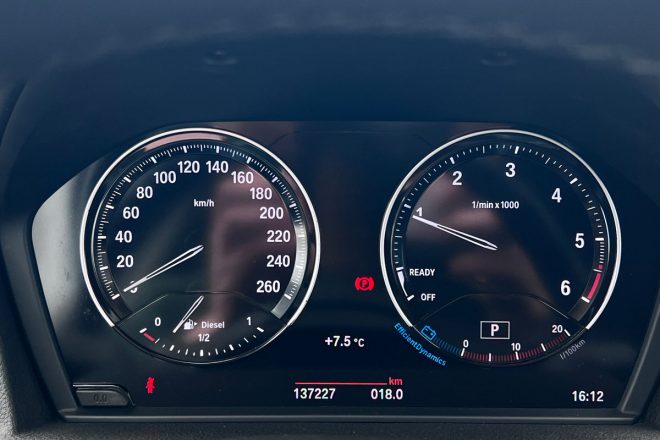 BMW 216D 7 LOC. 2019
