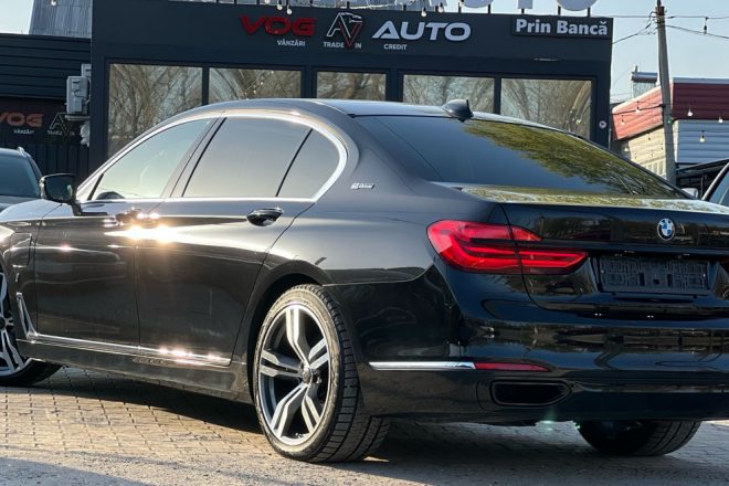 BMW 740Le 2016