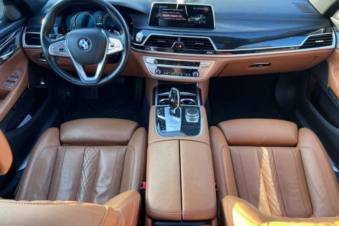 BMW 740Le 2016