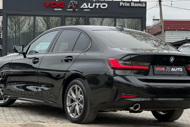 BMW 330e