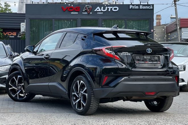 Toyota C-HR Hybrid 2017