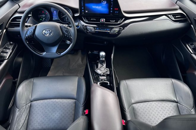 Toyota C-HR Hybrid 2017