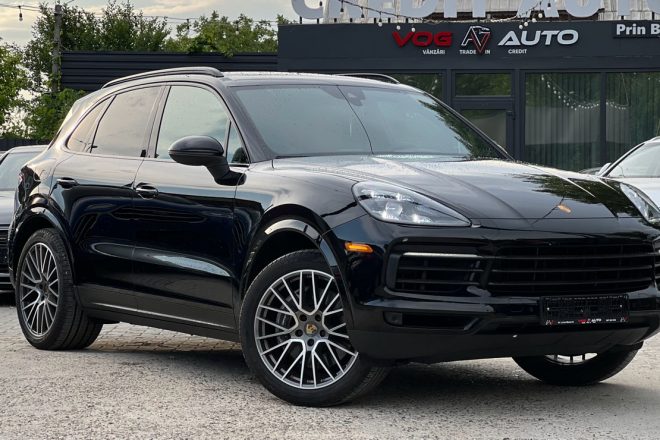 Porsche Cayenne 2021