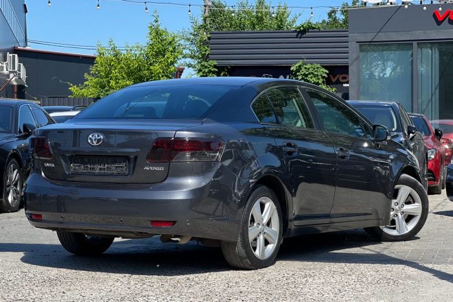 Toyota Avensis 2.2 D-cat Aut .2009