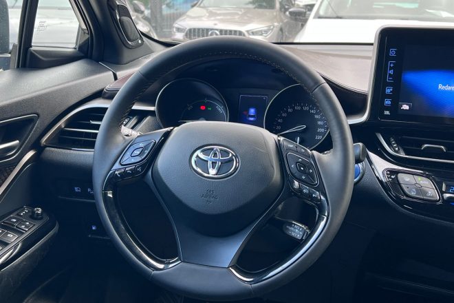 Toyota C-HR Hybrid 2017