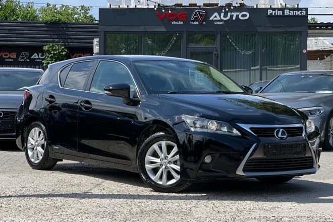Lexus CT200h 2014