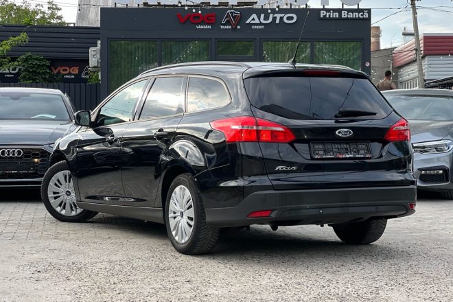 Ford Focus 1.0 2015