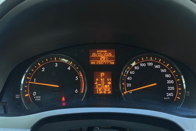 Toyota Avensis 2.2 D-cat Aut .2009