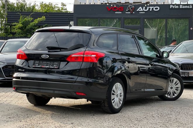 Ford Focus 1.0 2015