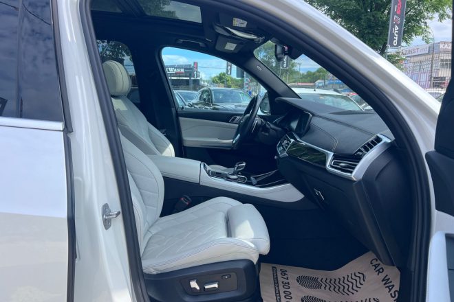 BMW X5 40i XDrive 2022