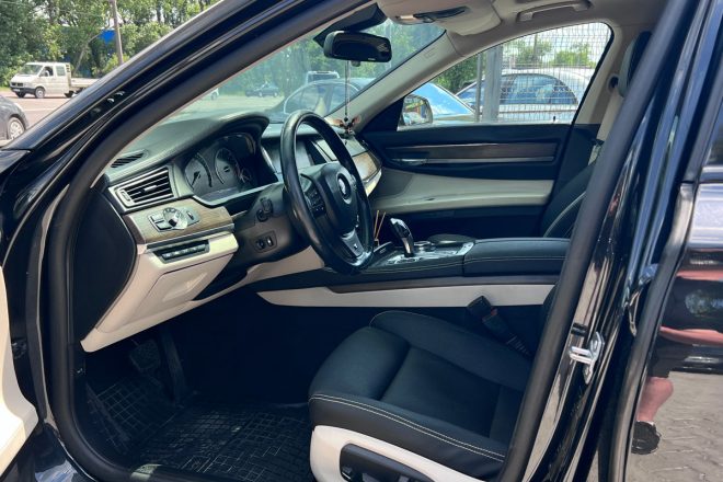 BMW 730d 2012