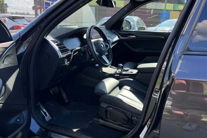 BMW X3 30e Plug-in 2021