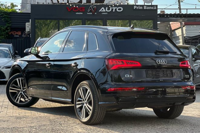 Audi Q5 S-line 2.0TFSI 2017
