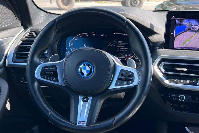 BMW X3 30e Plug-in 2021