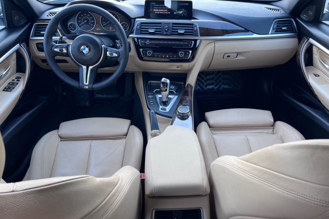 BMW 330e M-pack 2016