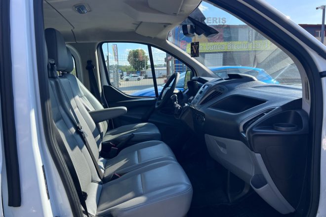 Ford Transit Custom 6 Locuri 2015