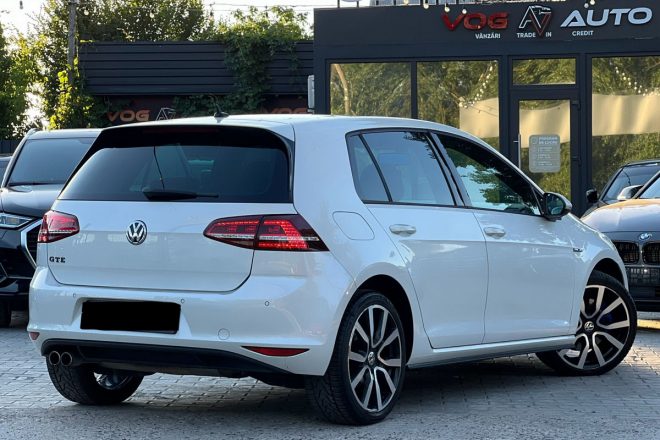 Volkswagen Golf GTE 2014