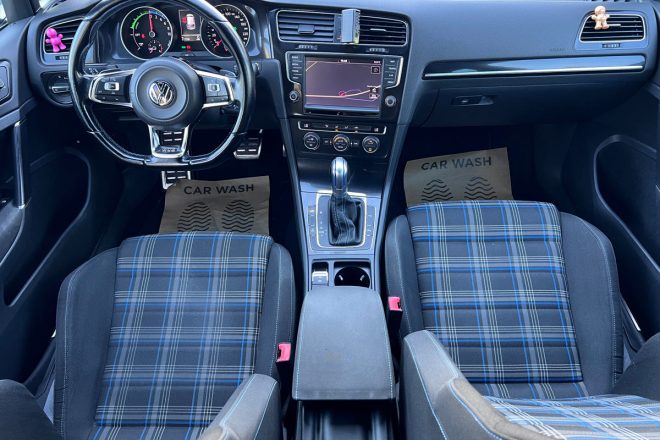 Volkswagen Golf GTE 2014
