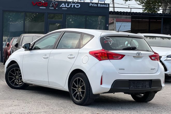 Toyota Auris 1.4 Diesel 2013