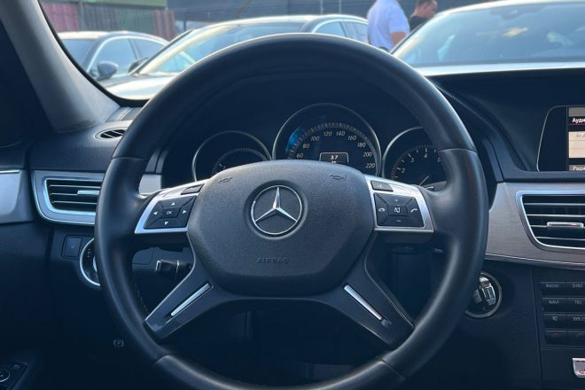 Mercedes E200 NGT 2014
