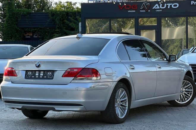 BMW 730Li