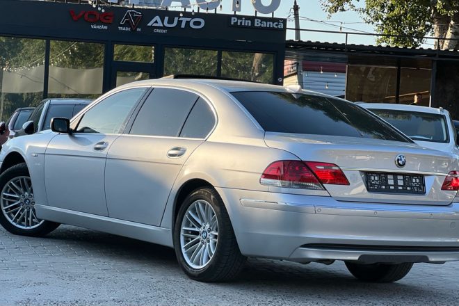 BMW 730Li