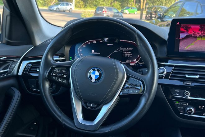 BMW 530e 2022