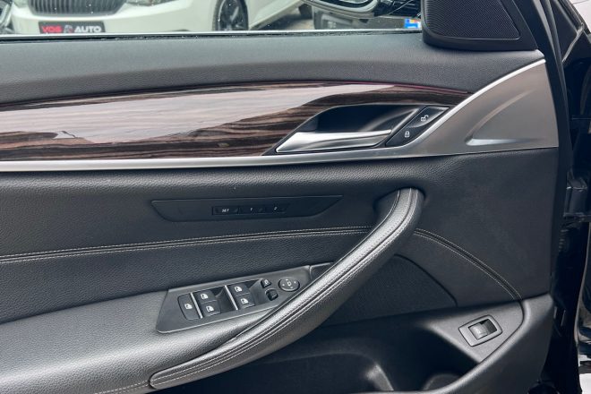 BMW 530i 2019
